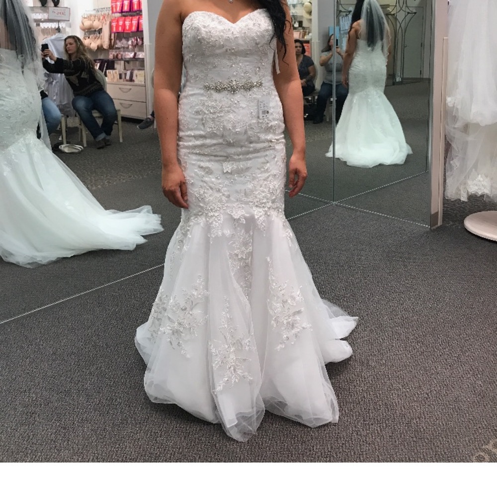 Wedding dress